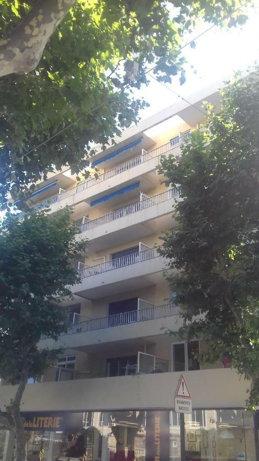 Residence L'Emilia Hyères Zewnętrze zdjęcie